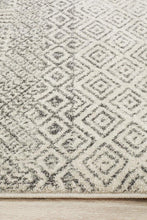 Aurora Diamond Grey Transitional Rug