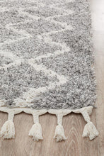 Savanna Zig Zag Silver Runner Rug