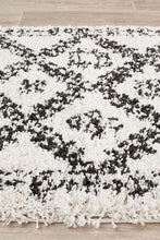 Savanna White Runner Rug