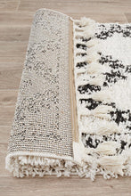 Savanna White Runner Rug