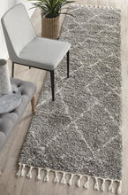 Savanna Grey Runner Rug