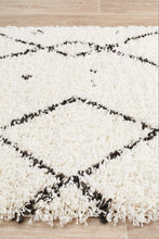 Savanna White Runner Rug