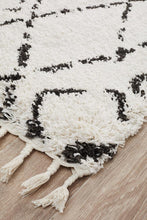 Savanna White Runner Rug