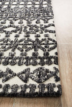 Roma Yasmin Ivory Black Rug