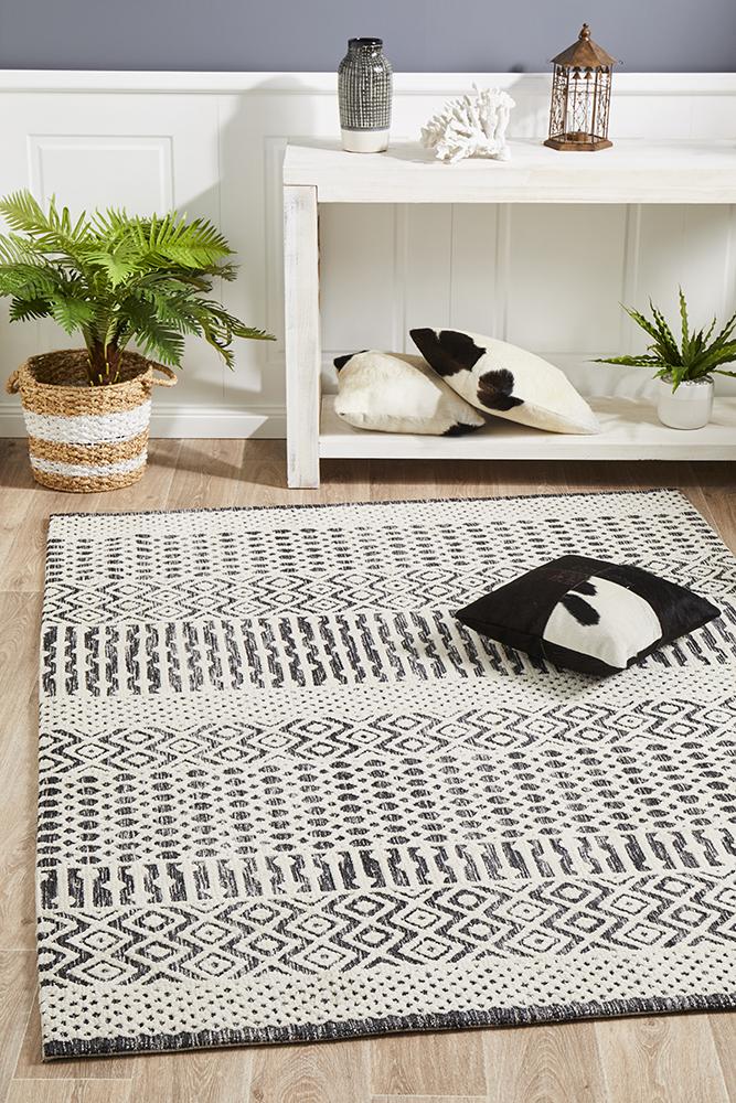 Roma Emma Ivory Black Rug