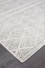 Oasis Salma White And Grey Tribal Runner Rug