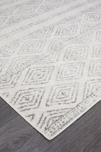 Oasis Salma White And Grey Tribal Runner Rug