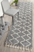 Savanna Zig Zag Silver Runner Rug