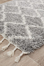 Savanna Zig Zag Silver Runner Rug