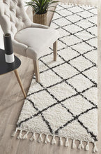 Savanna White Runner Rug