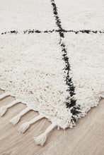 Savanna White Rug