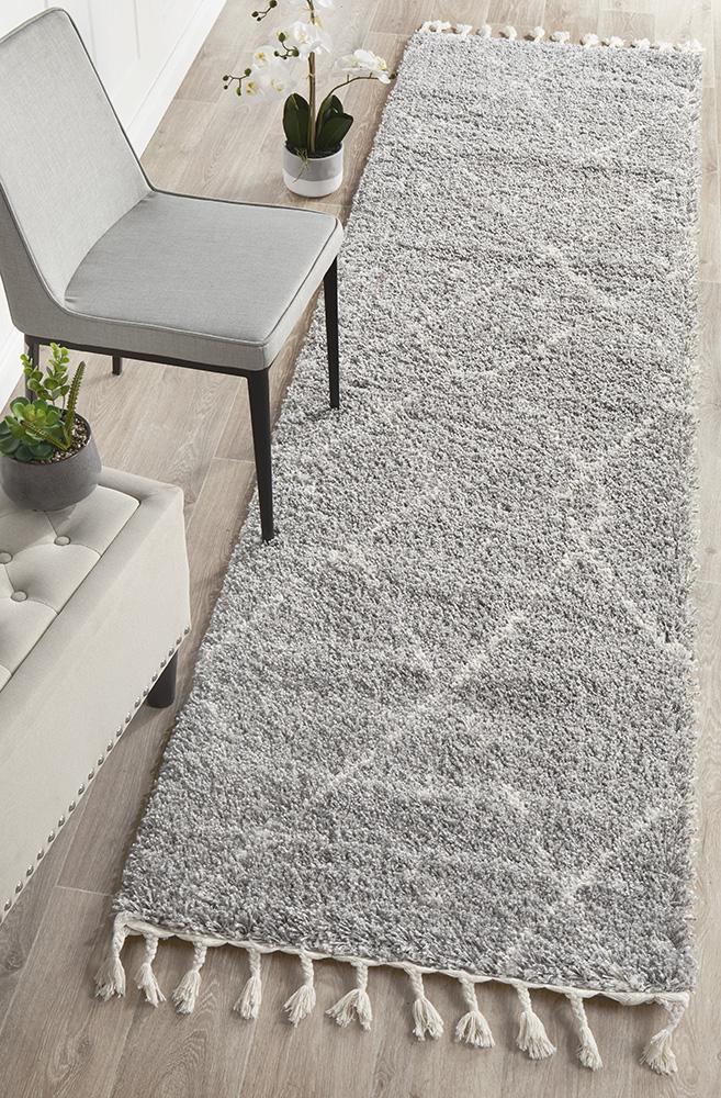 Savanna Diamond Silver Runner Rug