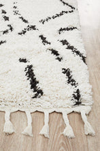 Savanna White Rug