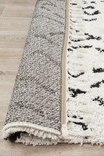 Savanna White Rug