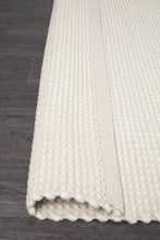 Skandinavian 300 White Rug