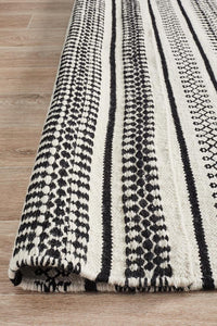 Casablanca Ester Delicate Lace Woollen Ivory Black Rug