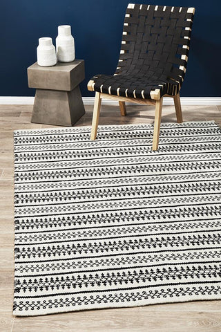 Casablanca Ester Delicate Lace Woollen Ivory Black Rug